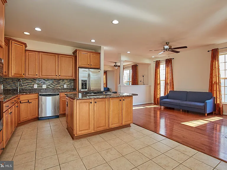42649 Macauley Pl — Photo 7