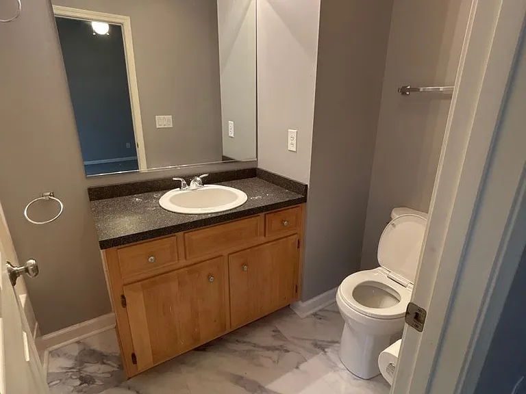 317 Bainbridge Dr #N — Photo 21