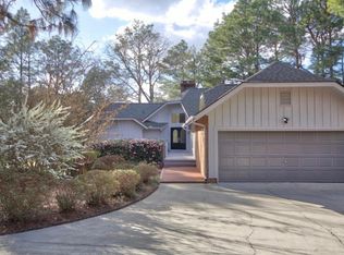 11 Quail Lake Rd E, Pinehurst, NC 28374