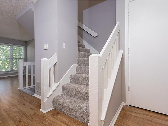 3rd image of 8252 N Revere Ave #8252