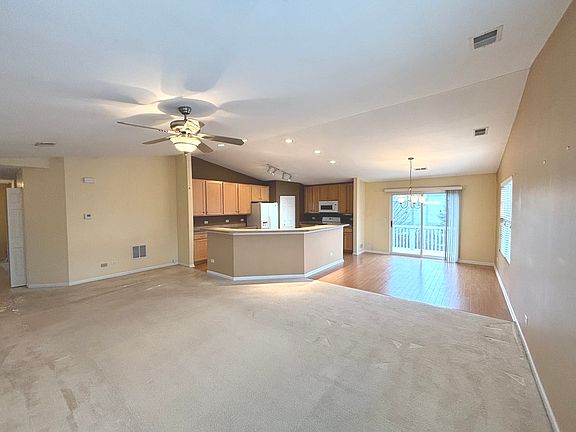 5th image of 1412 Westhampton Dr