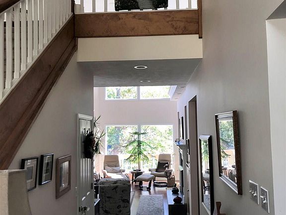 4th image of 340 Lake Indian Hills Cir