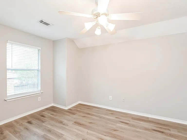 12018 Lucky Meadow Dr — Photo 11