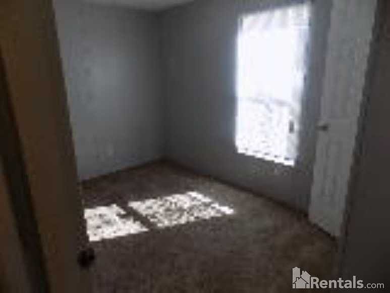 2nd image of 178 Fairlane Dr