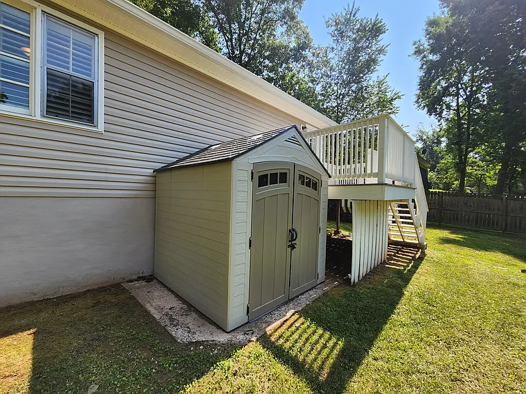 2635 Poplar Ln — Photo 7