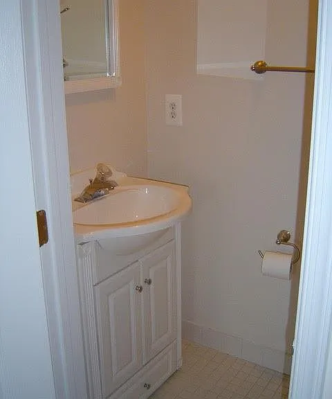 Half Bath - Attached to Bedroom