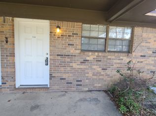 1194 N 20th St, Defuniak Springs, FL 32433