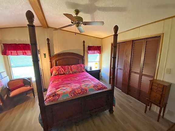 4th image of 2112 Royal Troon Ct #816