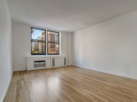 530 2nd Ave