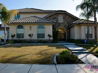 4122 Meadow Lake Dr, Bakersfield, CA 93314