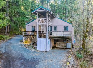 35401 Row River Rd, Cottage Grove, OR 97424