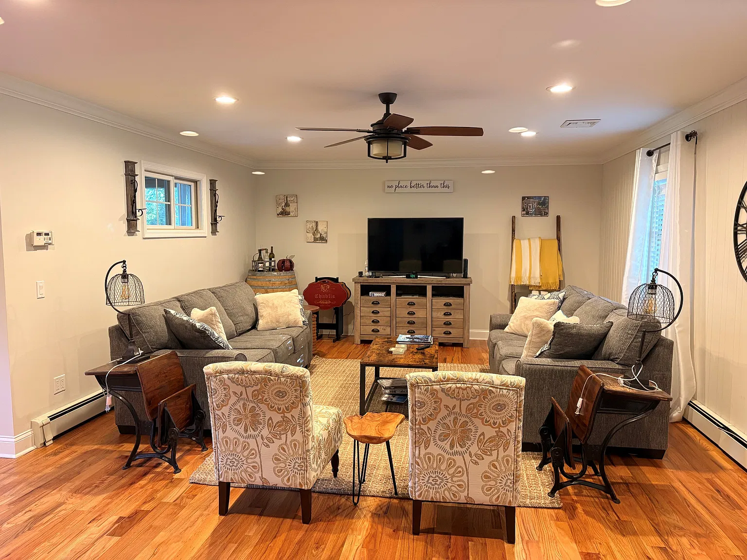 Lovely Open Concept Ranch is Ready to Relax In — Photo 2