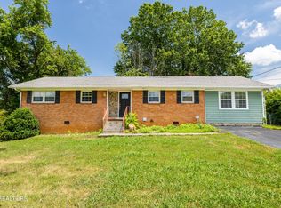 427 Oak St, Morristown, TN 37813