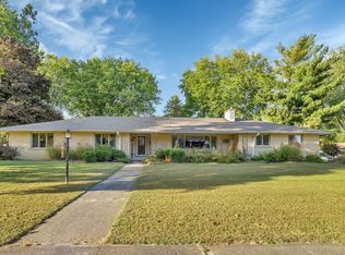 170 W 1st St, Coal City, IL 60416