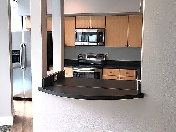 4th image of 322 E Central Blvd Unit 810
