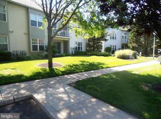 2907 Tarnbrook Dr #A, Mount Laurel, NJ 08054