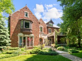 6087 N Kirkwood Ave, Chicago, IL 60646