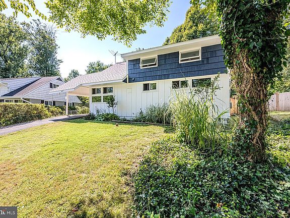 3rd image of 1619 Marshall Ave