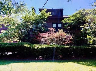 1155 Shady Ave, Pittsburgh, PA