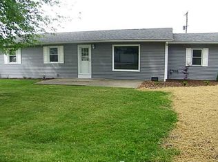 9126 N Friendship Dr, Taylorsville, IN 47280