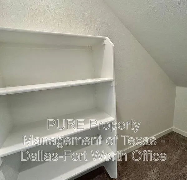 3918 Rochelle Ln — Photo 24