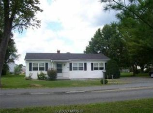 8336 Salem Ave, Marshall, VA 20115