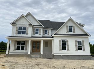 2820 Arrowsmith Dr, Fuquay Varina, NC 27526