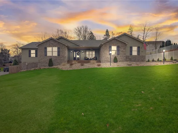 323 Blackhawk Rd, Beaver Falls, PA 15010