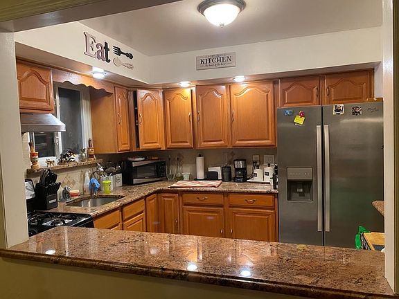 4th image of 34 Trask Ave #2