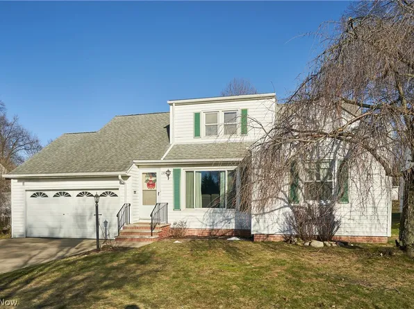 1359 Beaconfield Rd, Lyndhurst, OH 44124