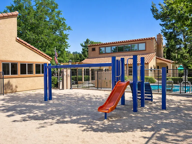 Granada Villas — Photo 8