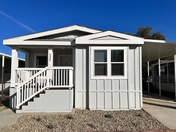 135 Village Cir, Sacramento, CA 95838