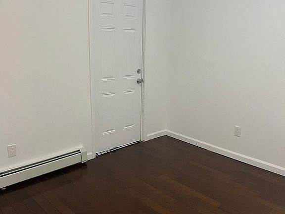 5th image of 119-10 191st St