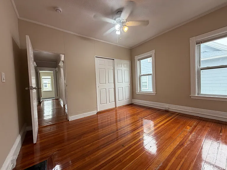 9 Swan St #2 — Photo 12