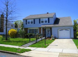 209 Cleveland Ave, Edgewater Park, NJ 08010