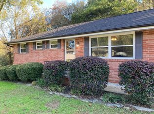 612 Holly Dr, Rossville, GA 30741