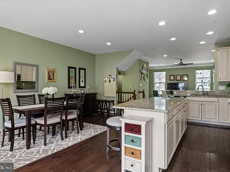 207 Quarry Point Rd — Photo 15