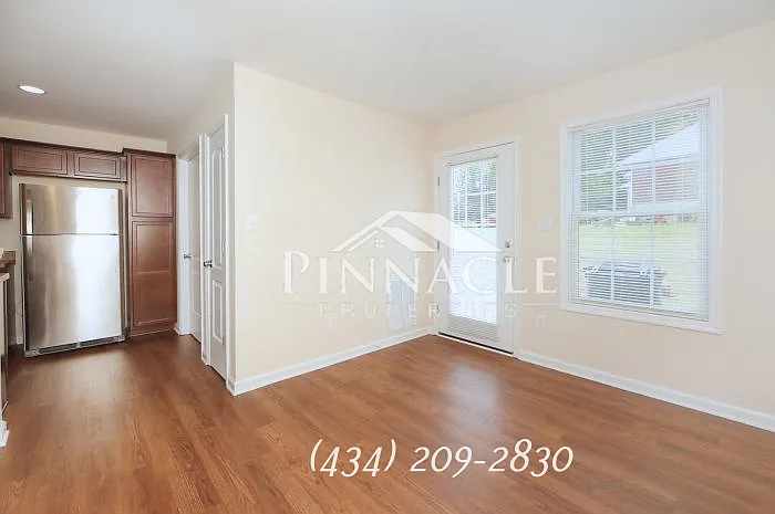 2313 Acorn St #B — Photo 6
