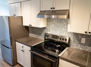 39 Dearborn Pl APT 99, Goleta, CA 93117