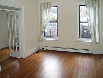 Rented by Stefan R. Capan, LREB