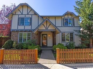 20421 Aberdeen Dr, Bend, OR 97702