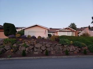 4432 132nd Ave SE, Bellevue, WA 98006
