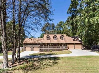 2225 Springdale Dr, Snellville, GA 30078