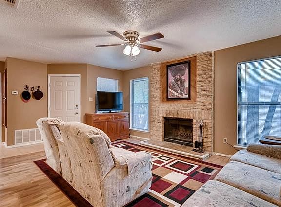 3rd image of 10616 Mellow Mdws APT 38B