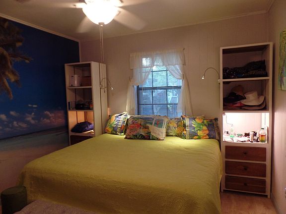 Master bedroom king bed