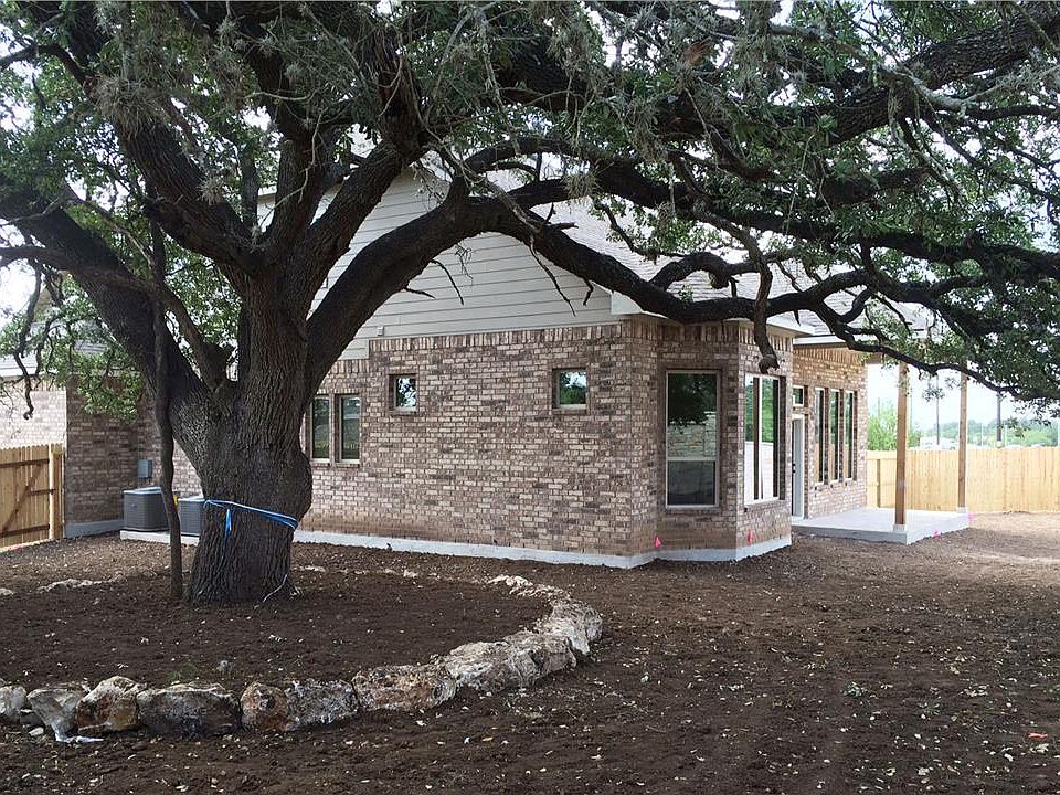 Exterior 1