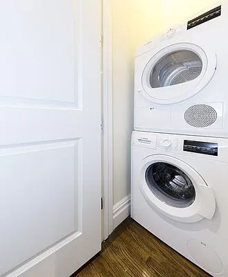 Rented by Avenues Real Estate | media 6