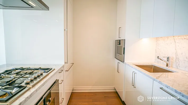 Rented by Silverstone Group USA Corp. | media 50