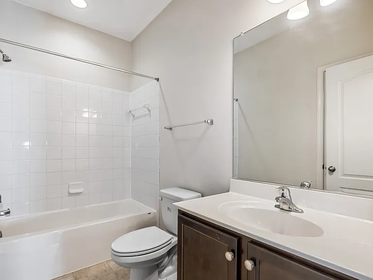 4901 Forest Pines Dr — Photo 30