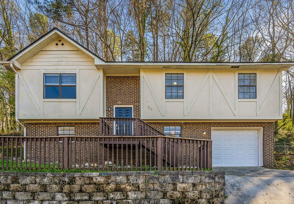 1st image of 933 Edwards Lake Rd